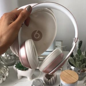 Rose Gold Beats